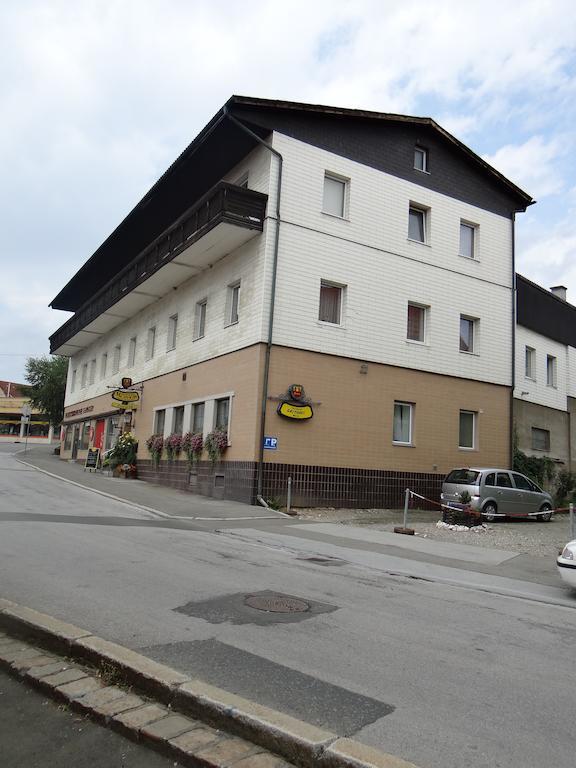 Gasthof Moser Fohnsdorf Exteriör bild