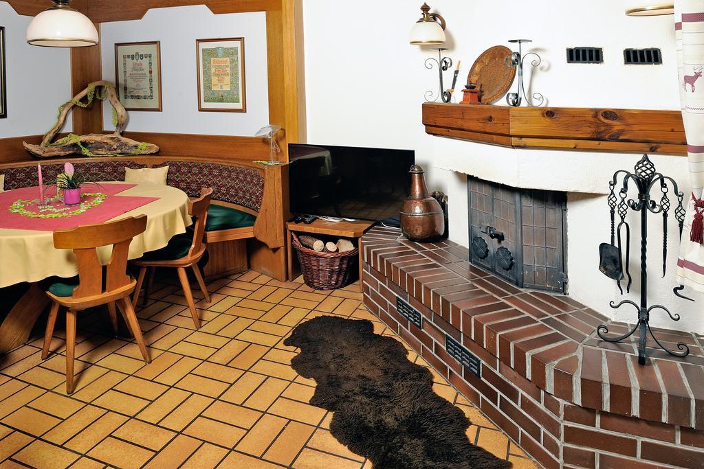 Gasthof Moser Fohnsdorf Exteriör bild